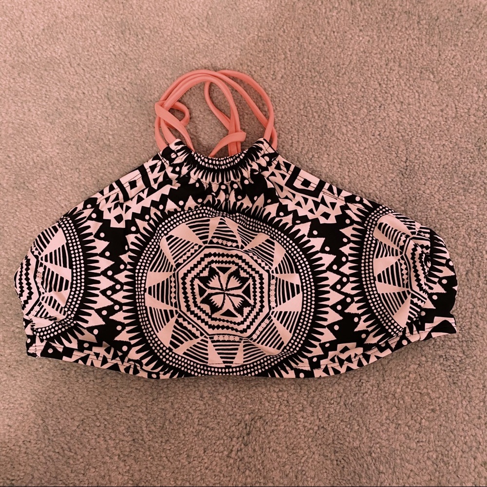 Black and White Bikini Top